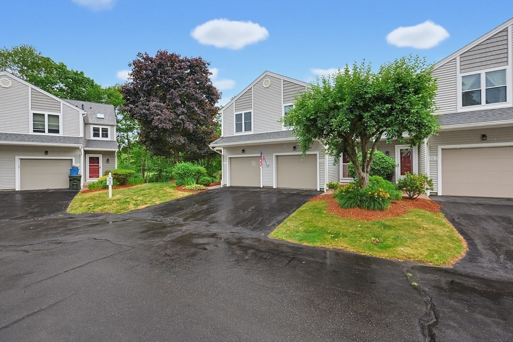 201 Treasure Island Road, Unit 201 Webster, MA 01570 - Photo 35 of 39
