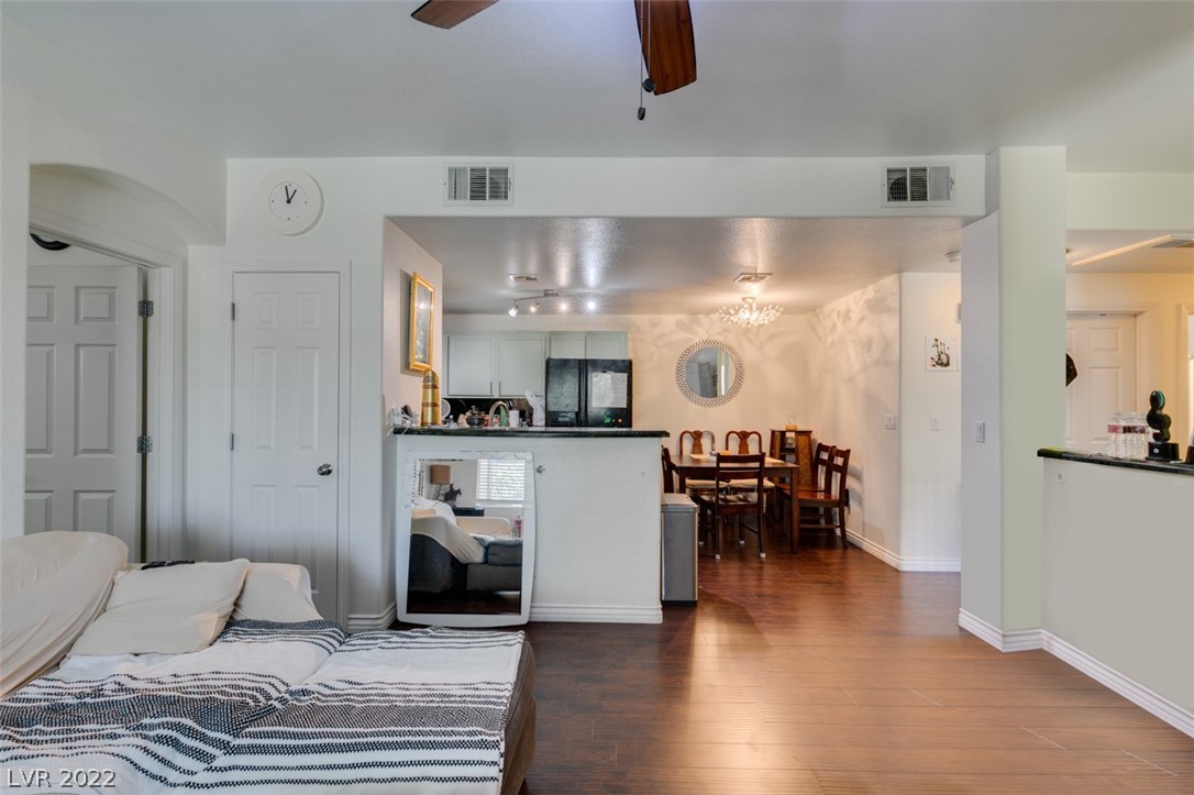 7701 West Robindale Road, Unit 215 Las Vegas, NV 89113 - Photo 8 of 20
