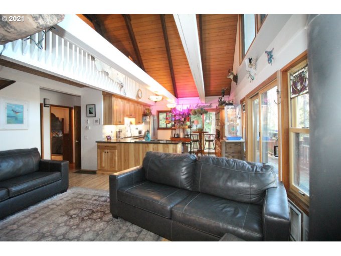 71550 Fishhawk Road Birkenfeld, OR 97016 - Photo 6 of 32 Gallery Image 6