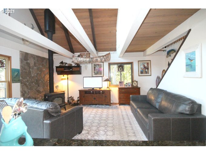 71550 Fishhawk Road Birkenfeld, OR 97016 - Photo 10 of 32 Gallery Image 10
