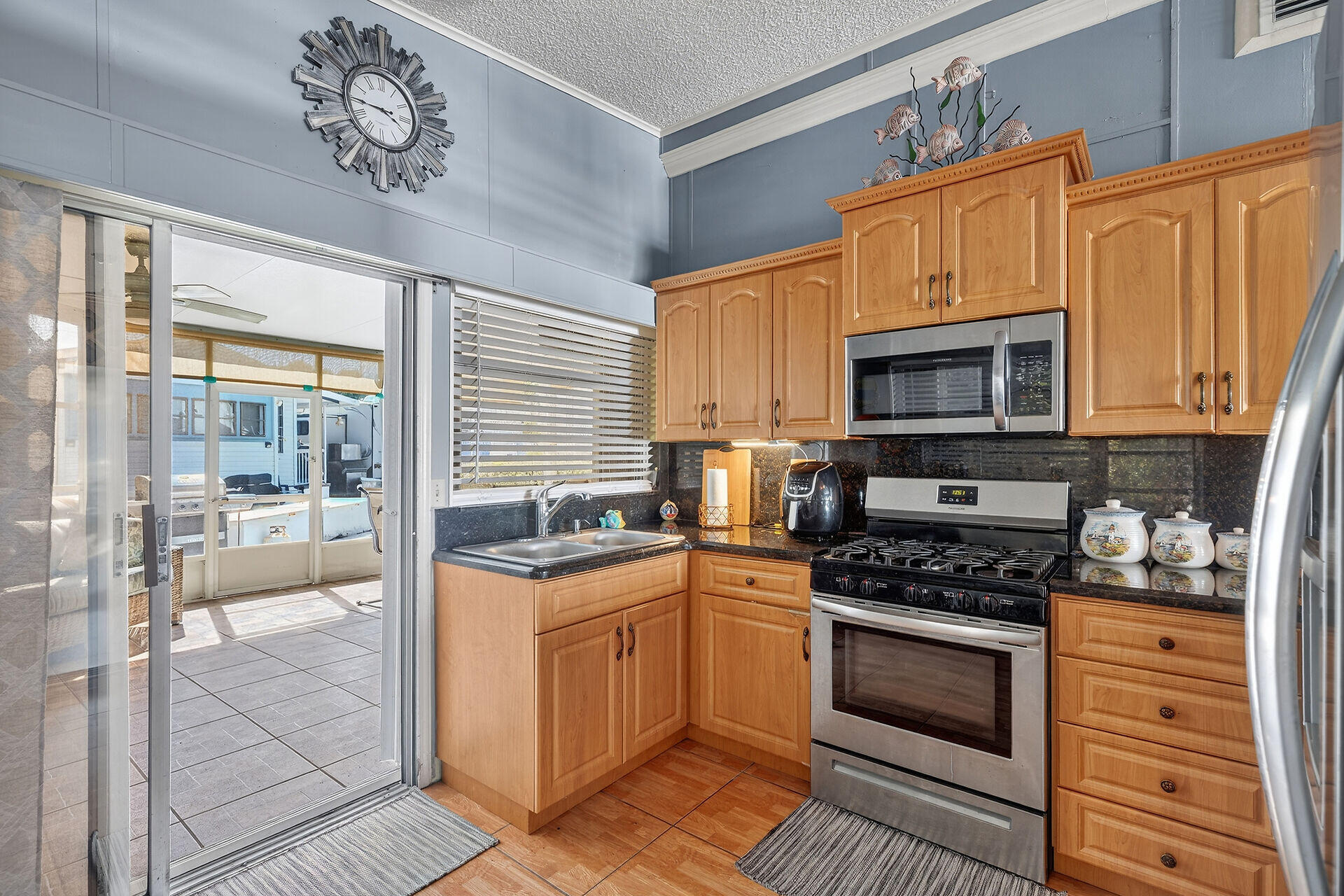 65821 Overseas Highway, Unit 112 Long Key, FL 33001 - Photo 30 of 49 65821 Overseas Hwy #112 (143)