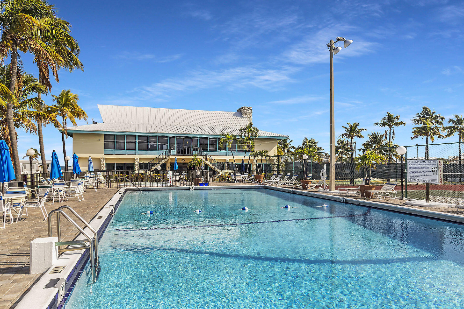 65821 Overseas Highway, Unit 112 Long Key, FL 33001 - Photo 32 of 49 65821 Overseas Hwy #112 (84)