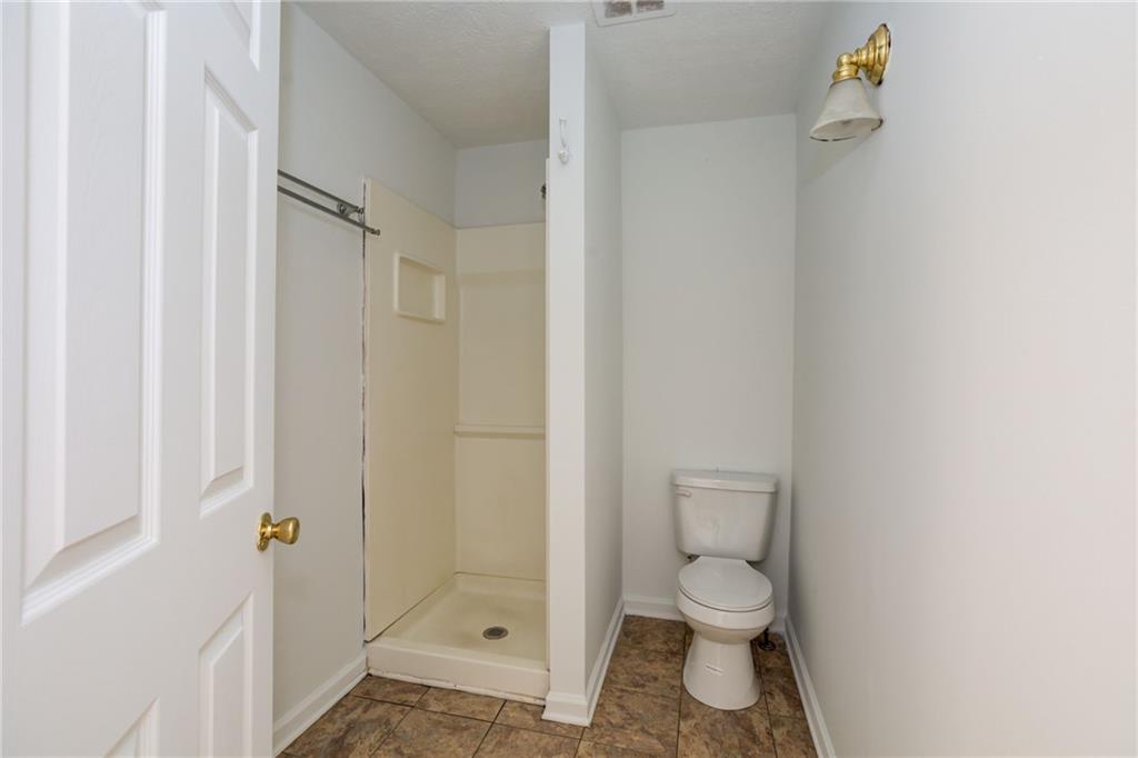 2213 Davis Road Southwest Stone Mountain, GA 30087 - Photo 11 of 16