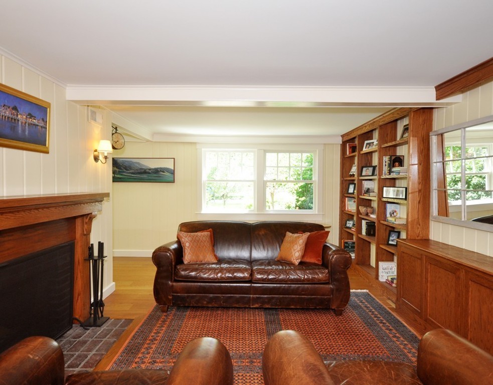 122 Upland Road Concord, MA 01742 - Photo 7 of 25 Gallery Image 7