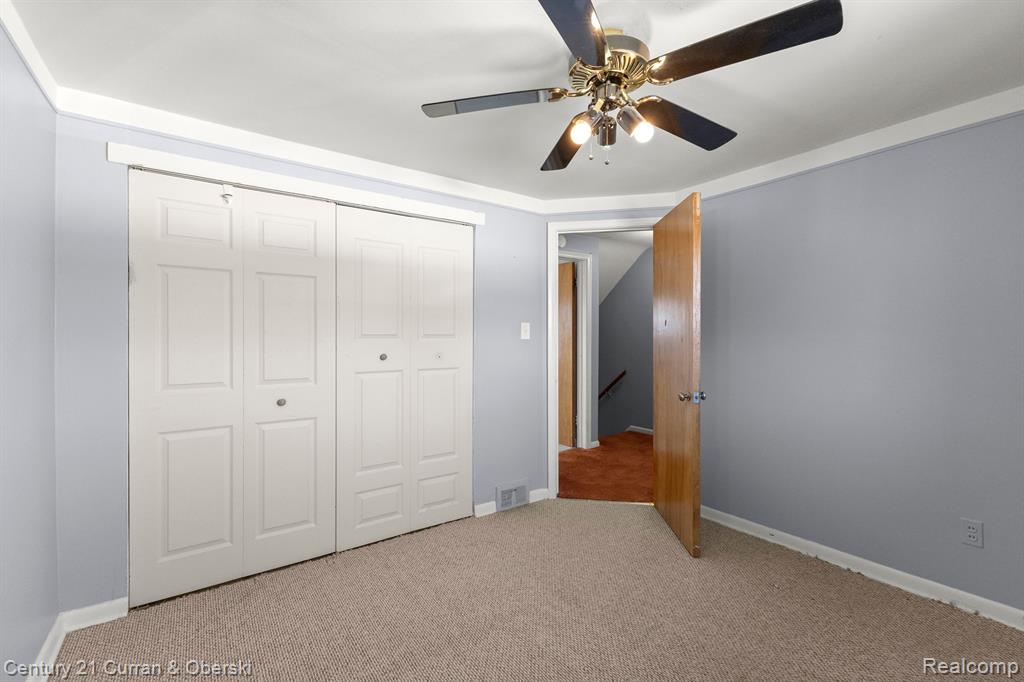 10029 Middlebelt Road Livonia, MI 48150 - Photo 20 of 37
