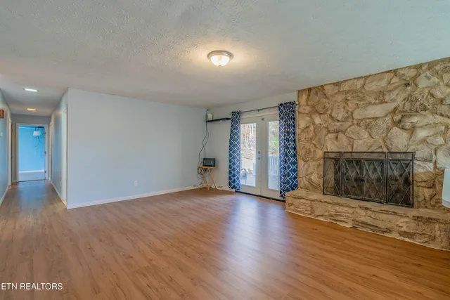 $449,900 | 132 Greystone Drive, Oak Ridge, TN 37830