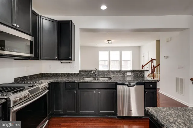 $410,000 | 3573 Fossilstone Place, Waldorf, MD 20601