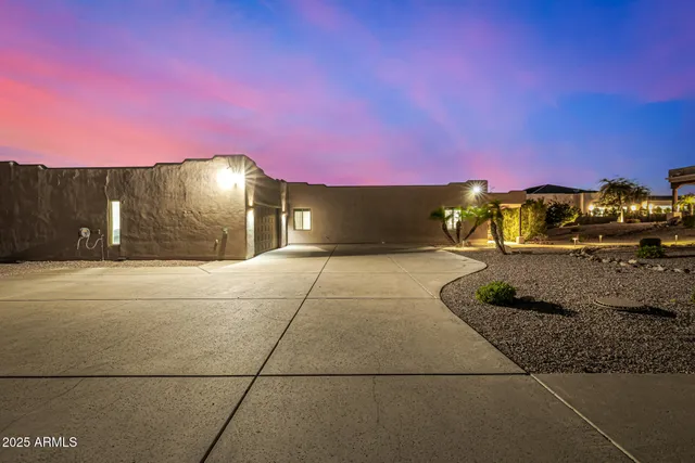 $1,695,000 | 9215 West Buckskin Trail, Peoria, AZ 85383