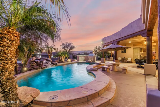 $1,695,000 | 9215 West Buckskin Trail, Peoria, AZ 85383