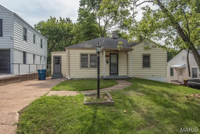 $1,650 | 320 Millman Drive, St. Louis, MO 63135