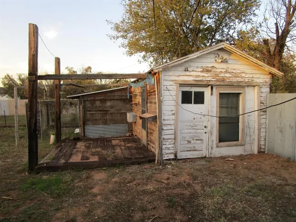 $50,000 | 816 East 11th Street, Colorado City, TX 79512