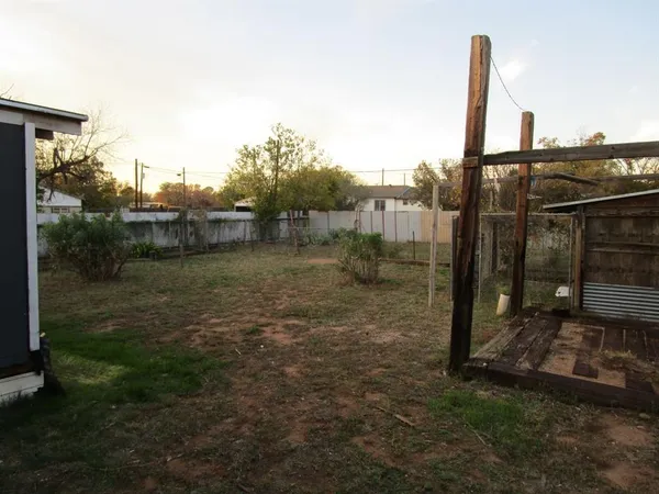 $50,000 | 816 East 11th Street, Colorado City, TX 79512