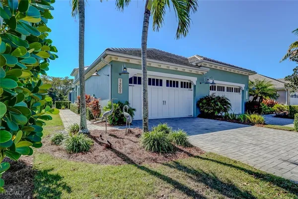 $699,500 | 7202 Dominica Drive, Naples, FL 34113