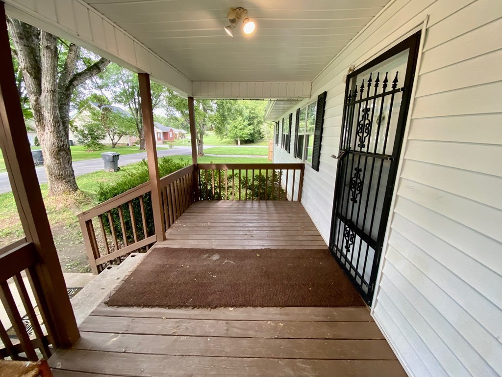 710 Chapel View Circle Pigeon Forge, TN 37863 - Photo 3 of 22