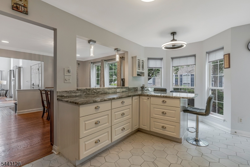 262 Marcia Way Bridgewater, NJ 08807 - Photo 14 of 40