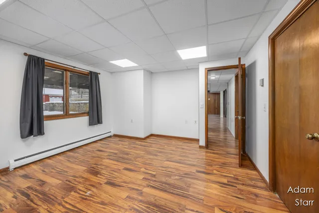 $469,900 | 945 60th Street Southwest, Wyoming, MI 49315