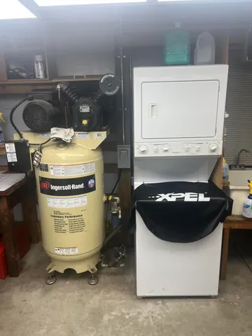 $469,900 | 945 60th Street Southwest, Wyoming, MI 49315