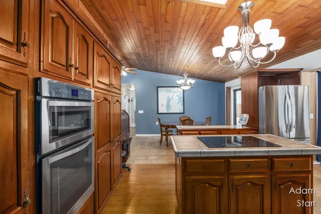 $469,900 | 945 60th Street Southwest, Wyoming, MI 49315