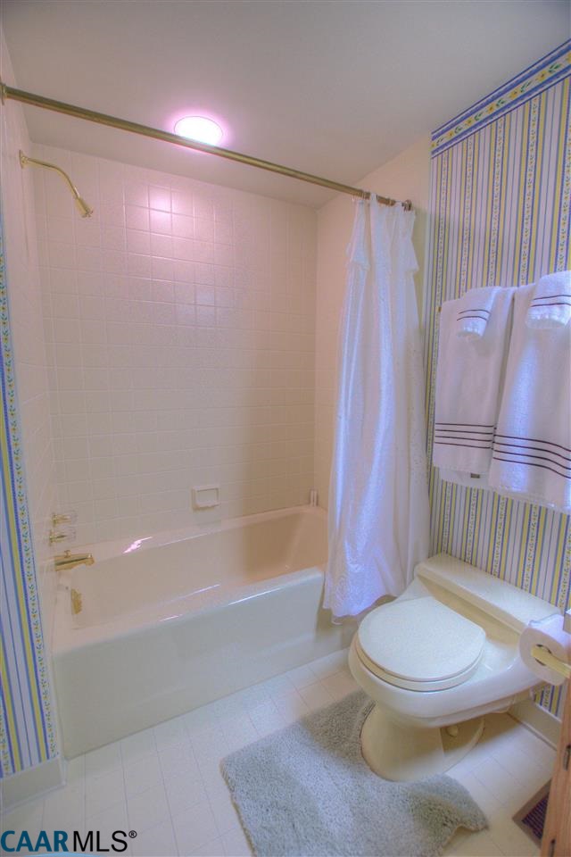 1724 High Ridge Gladstone, VA 24553 - Photo 32 of 35 Gallery Image 32