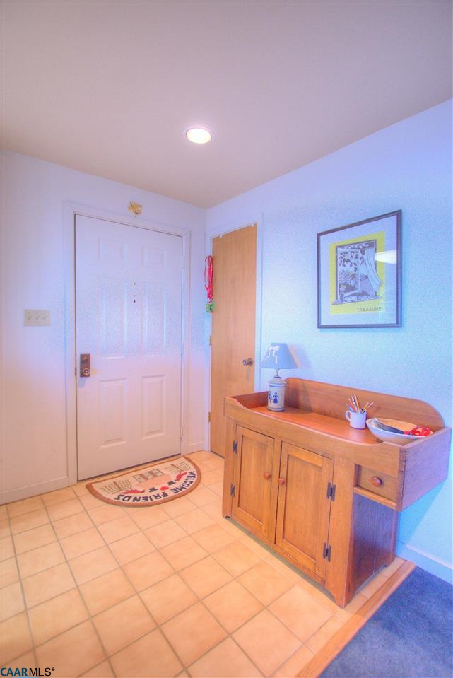 1724 High Ridge Gladstone, VA 24553 - Photo 5 of 35 Gallery Image 5
