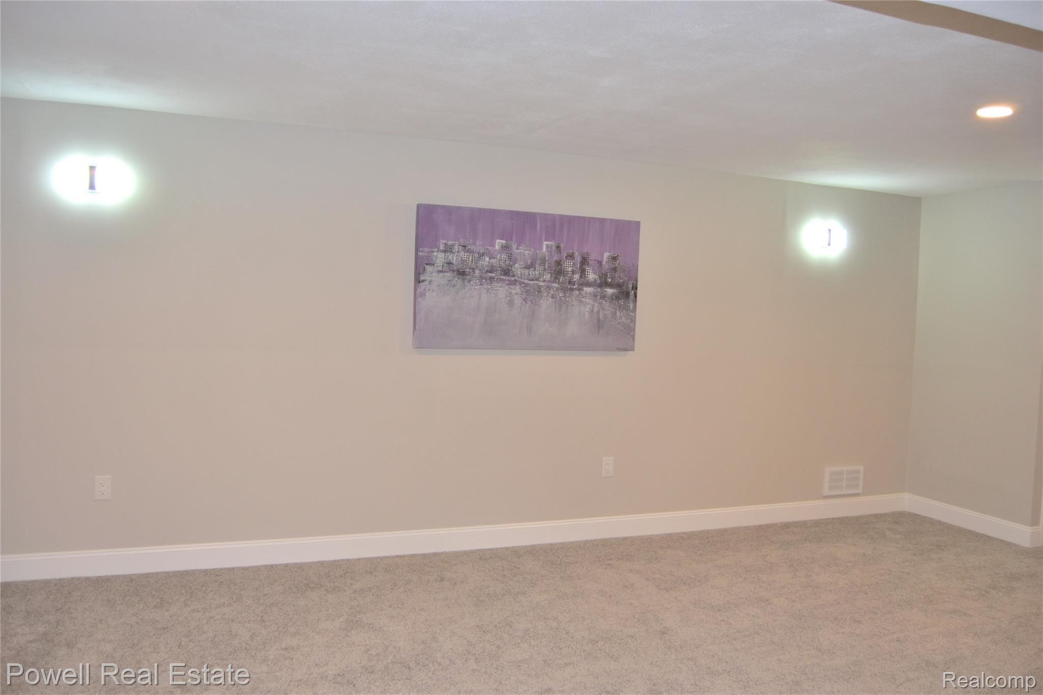2887 Corinthia Drive Rochester, MI 48309 - Photo 19 of 27 CSC_1923.JPG