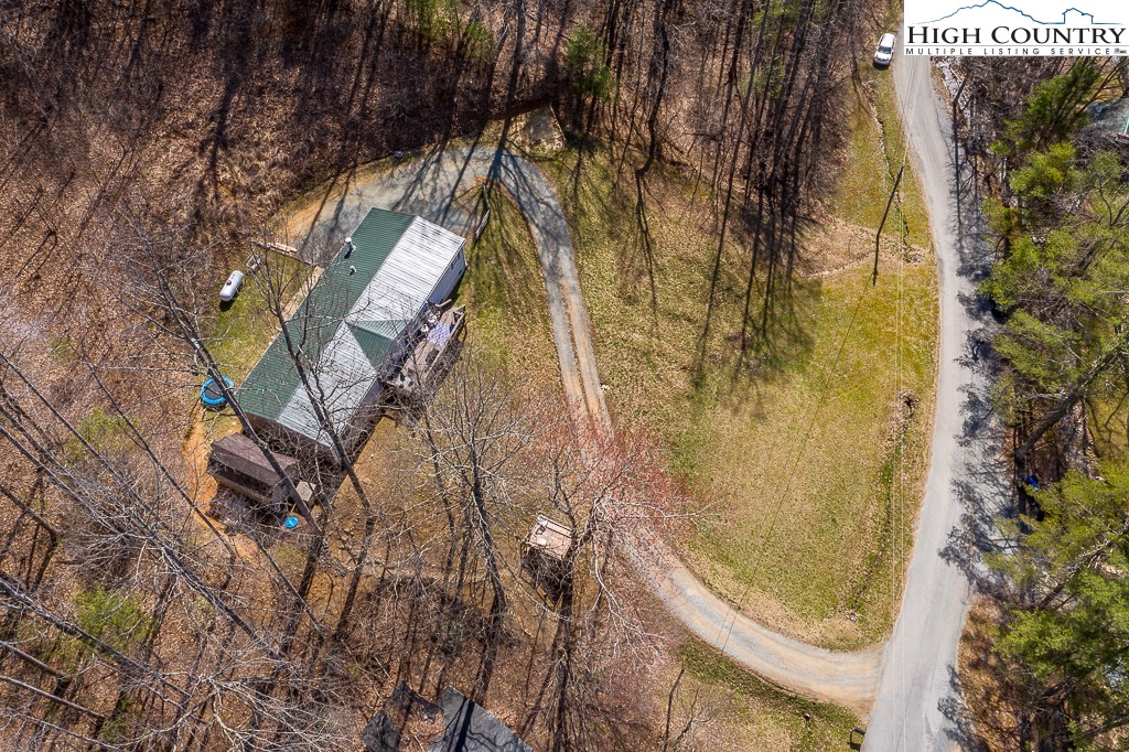 722 Rhymer Branch Road Deep Gap, NC 28618 - Photo 5 of 31 Gallery Image 5