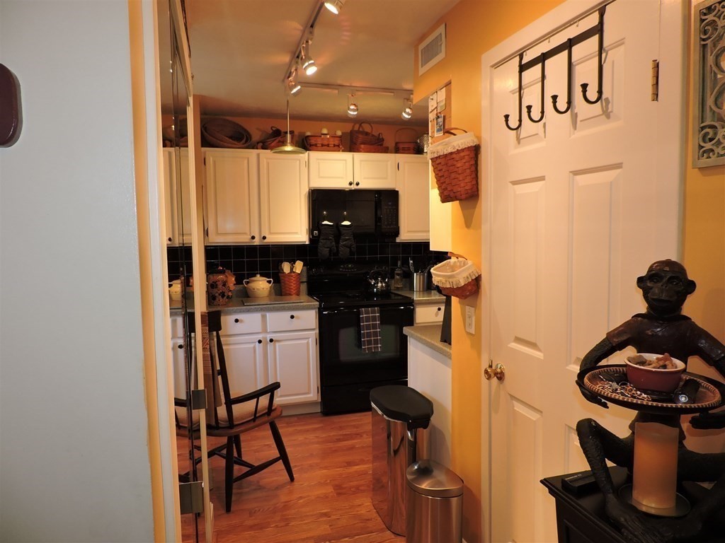 305 Beacon Park Road, Unit 305 Webster, MA 01570 - Photo 20 of 42 Gallery Image 20