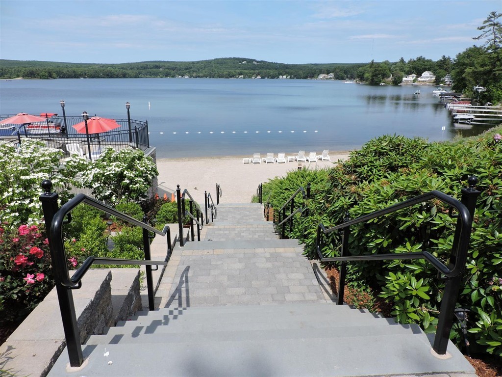 305 Beacon Park Road, Unit 305 Webster, MA 01570 - Photo 2 of 42 Gallery Image 2