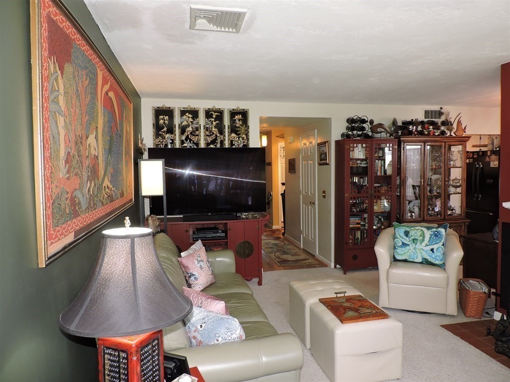 305 Beacon Park Road, Unit 305 Webster, MA 01570 - Photo 29 of 42 Gallery Image 29