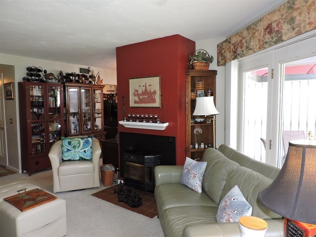 305 Beacon Park Road, Unit 305 Webster, MA 01570 - Photo 30 of 42 Gallery Image 30