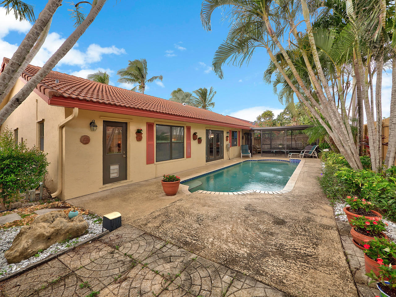 7830 Texas Trail Boca Raton, FL 33487 - Photo 1 of 15 Back Pool area