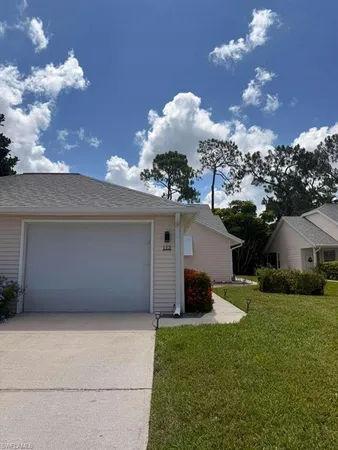 $362,900 | 113 Bristol Lane, Unit C7, Naples, FL 34112
