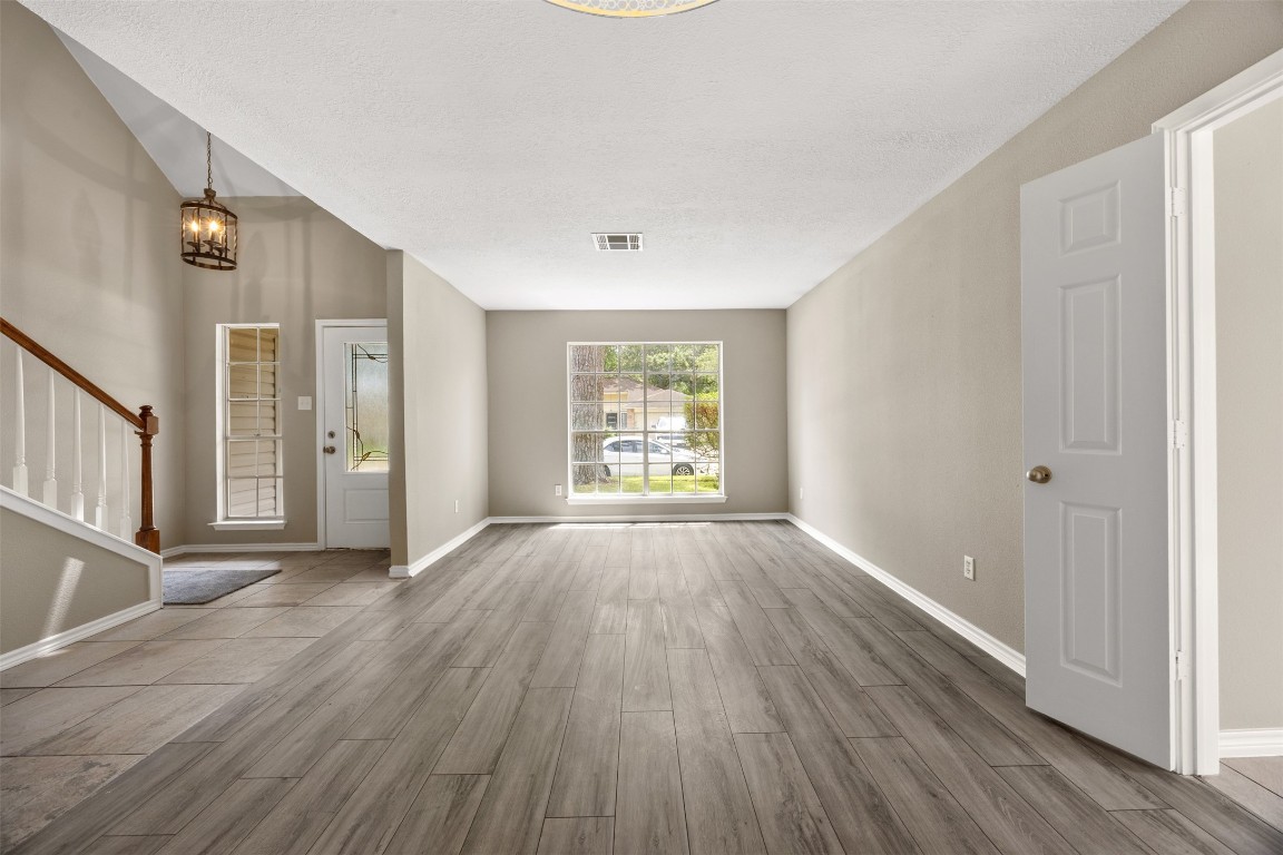 4918 Edinston Place Spring, TX 77388 - Photo 4 of 26