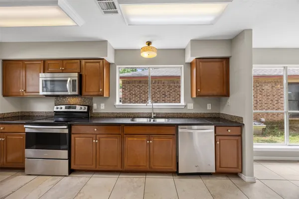 $275,000 | 4918 Edinston Place, Spring, TX 77388