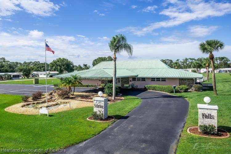 2209 Bahama Road Sebring, FL 33870 - Photo 45 of 47 CLUBHOUSE