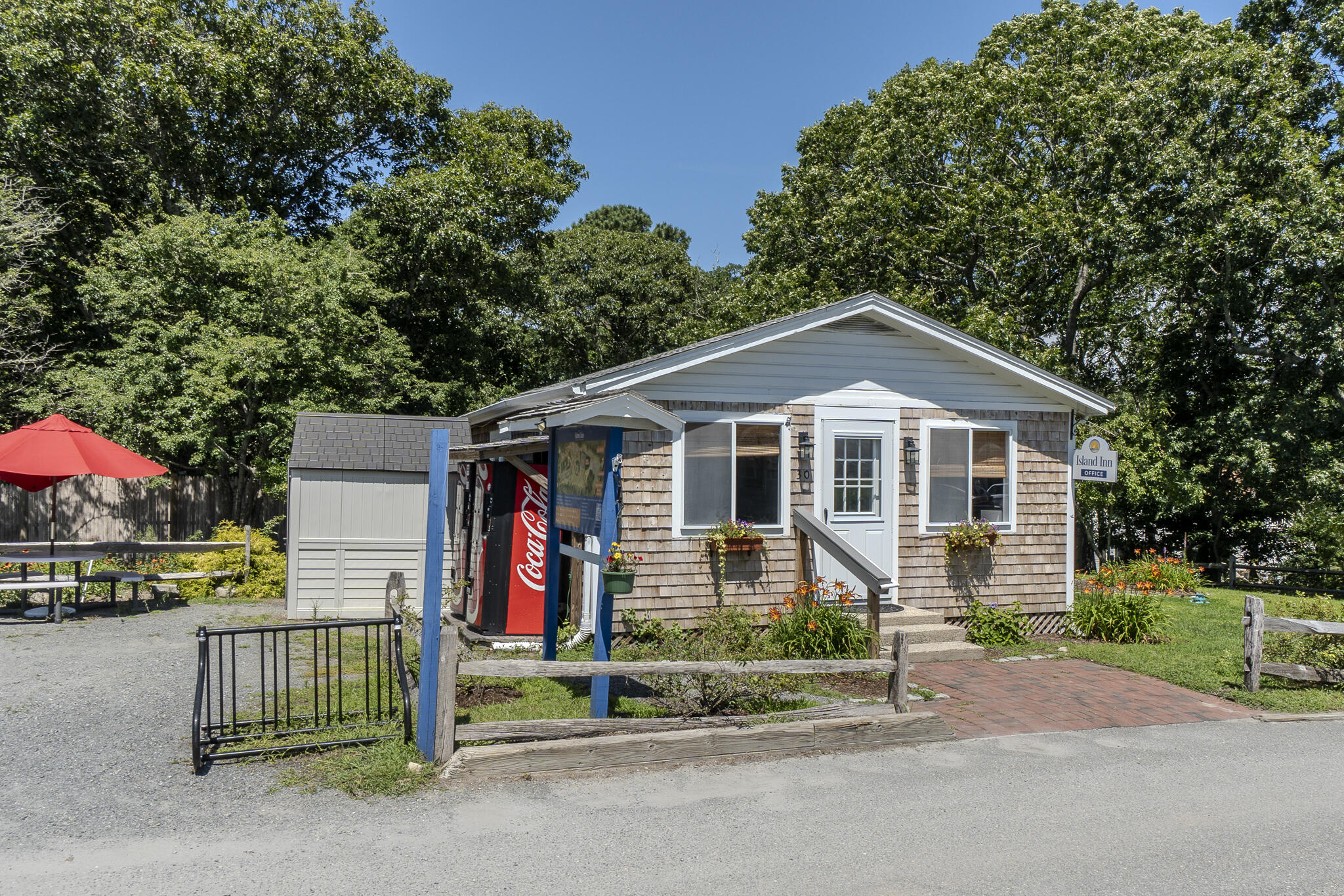 33 Island Inn Road, Unit 25F Oak Bluffs, MA 02557 - Photo 2 of 22 Island Inn Amenities-8 (1)