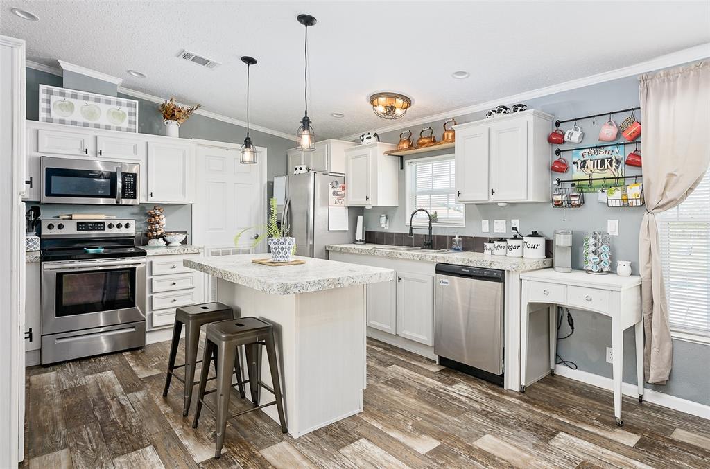 436 Alderman Road Lakeland, FL 33810 - Photo 9 of 22 Gallery Image 9