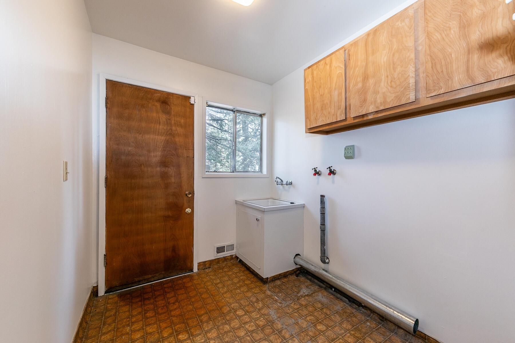 10191 Donner Trail Road Truckee, CA 96161 - Photo 12 of 21 a view of a room with storage and utility