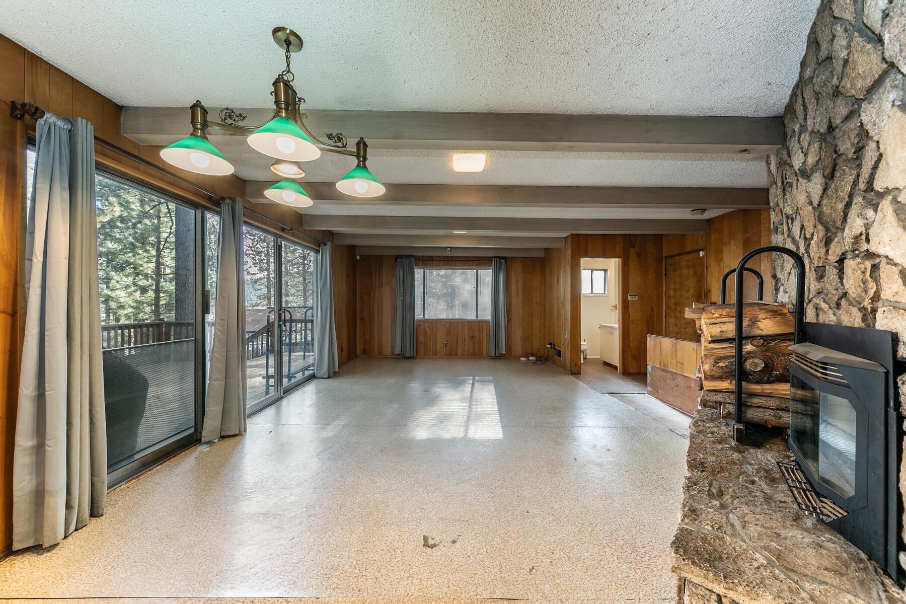 10191 Donner Trail Road Truckee, CA 96161 - Photo 9 of 21 a view of a livingroom with a hall and furniture