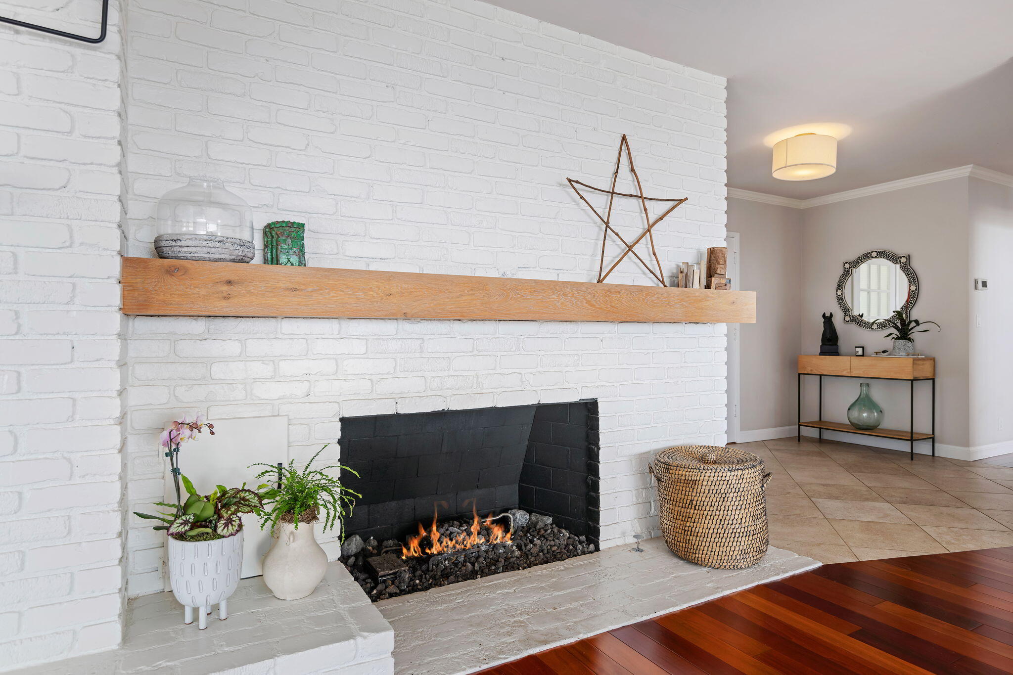 712 Arbolado Road Santa Barbara, CA 93103 - Photo 13 of 28 a living room with furniture and a flat screen tv
