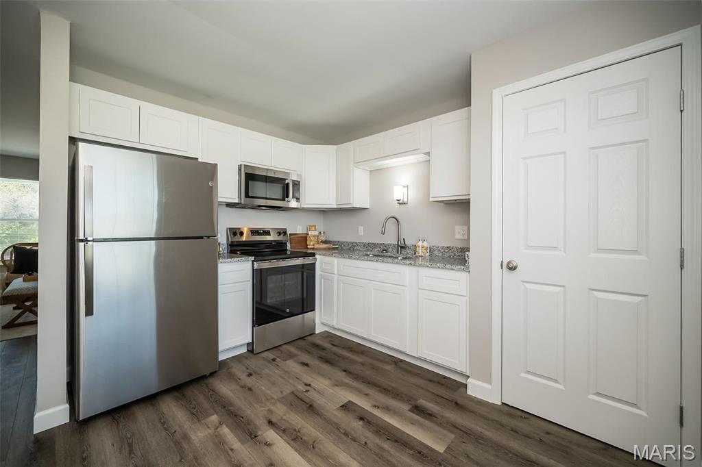 6753 Robbins Avenue St. Louis, MO 63133 - Photo 8 of 20