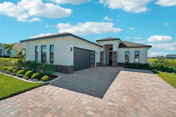 $99,000 | 279 Spinnaker Court, Auburndale, FL 33823