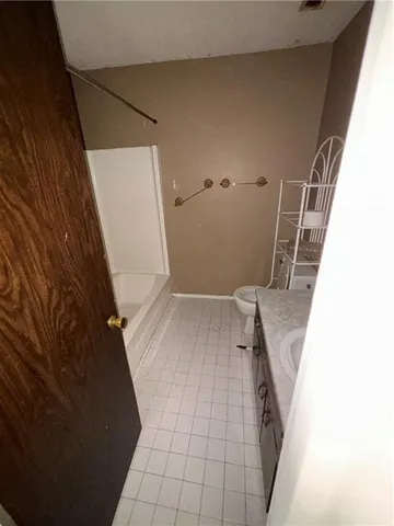 $75,000 | 6354 Shannon Parkway, Unit 32C, Union City, GA 30291