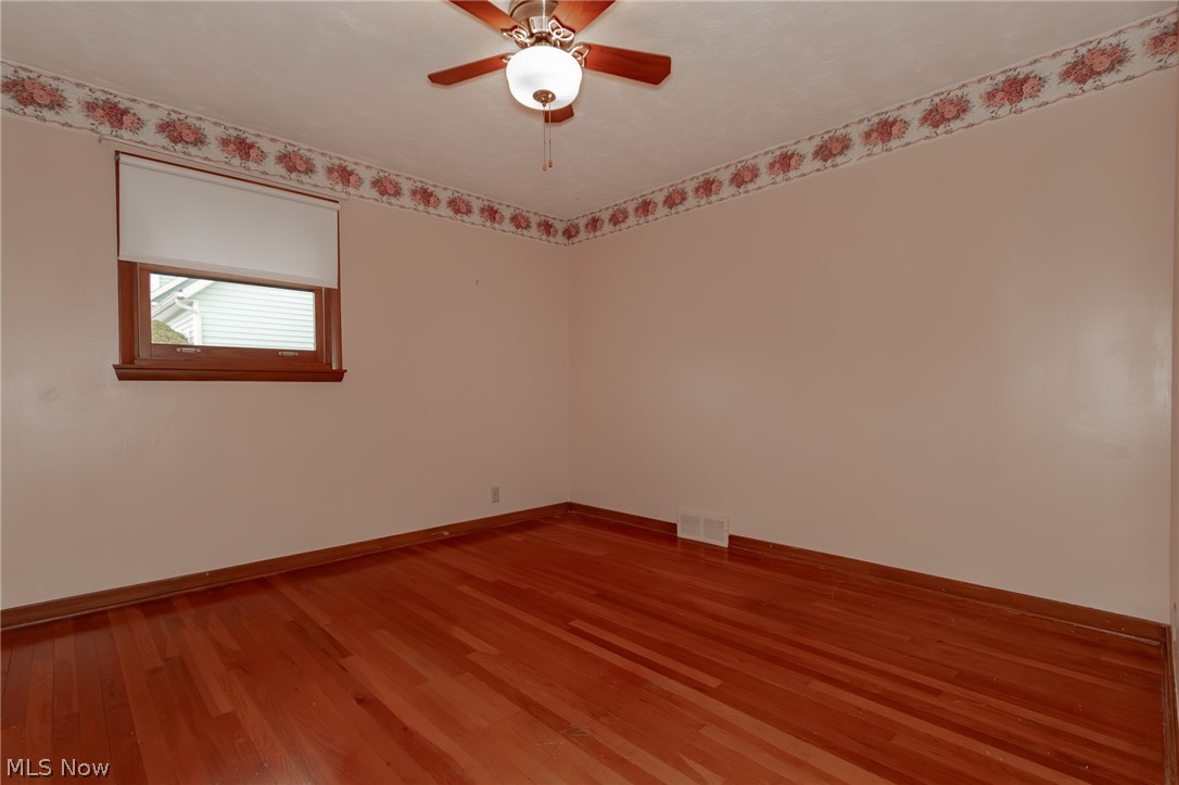 11570 Girdled Road Painesville, OH 44077 - Photo 18 of 38