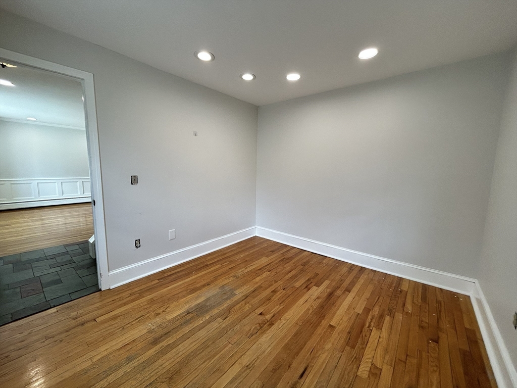 68 Ridge Avenue Pittsfield, MA 01201 - Photo 6 of 42 Gallery Image 6