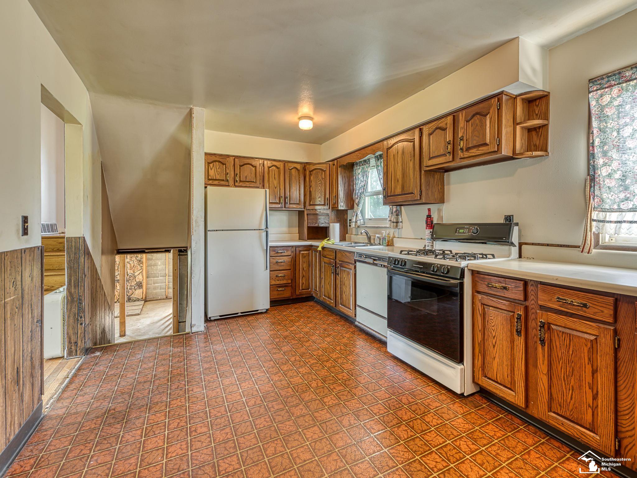 12347 South Custer Road Dundee, MI 48131 - Photo 9 of 36 Gallery Image 9