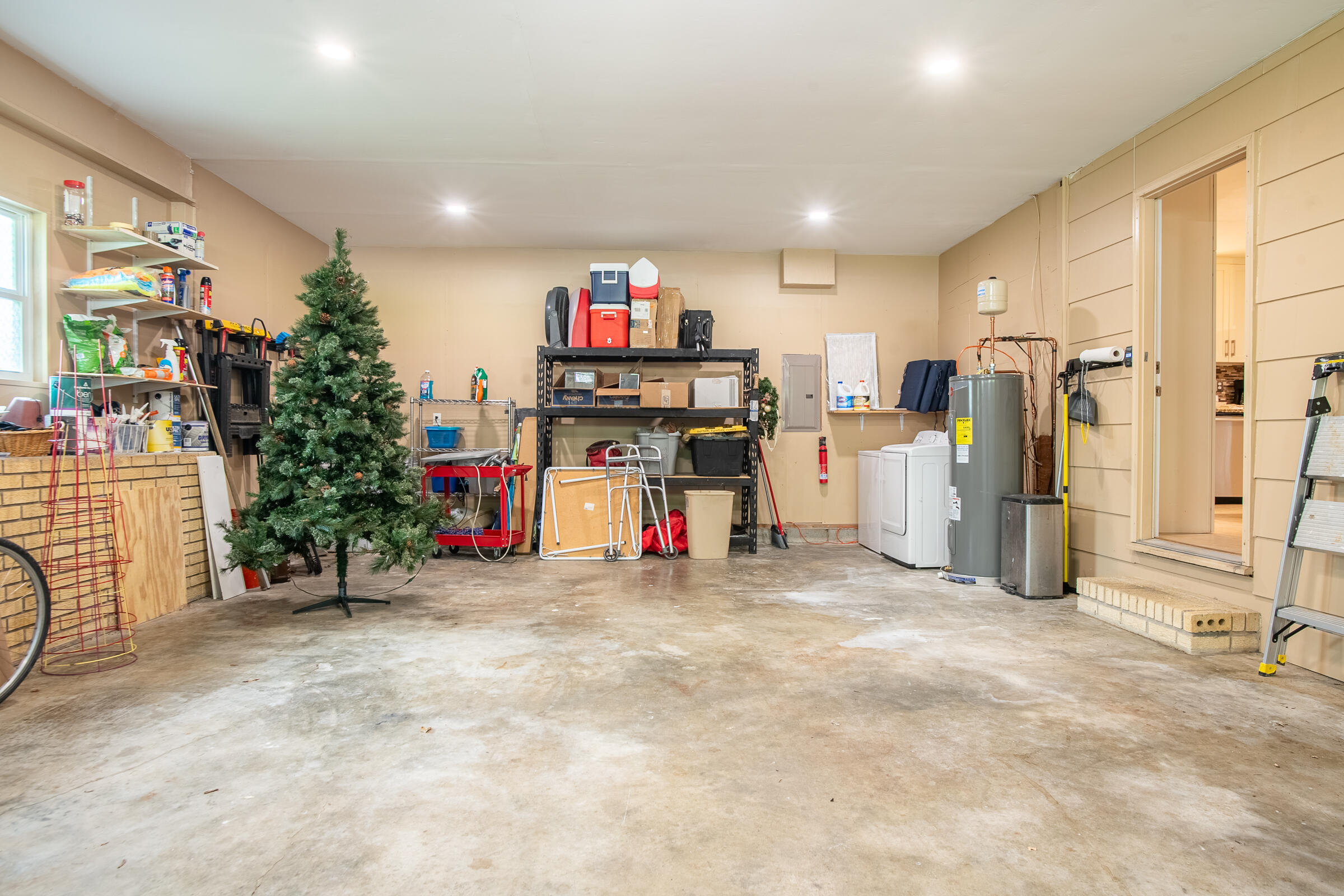 4633 Cloverdale Loop Hixson, TN 37343 - Photo 36 of 41 CloverdaleLoop-36