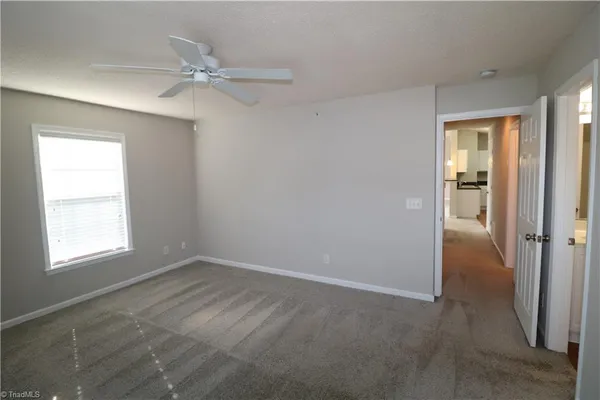 $1,295 | 3761 Holmes Creek Place, Unit 302, Winston-Salem, NC 27127