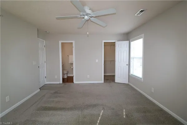 $1,295 | 3761 Holmes Creek Place, Unit 302, Winston-Salem, NC 27127