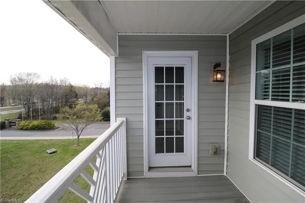 $1,295 | 3761 Holmes Creek Place, Unit 302, Winston-Salem, NC 27127